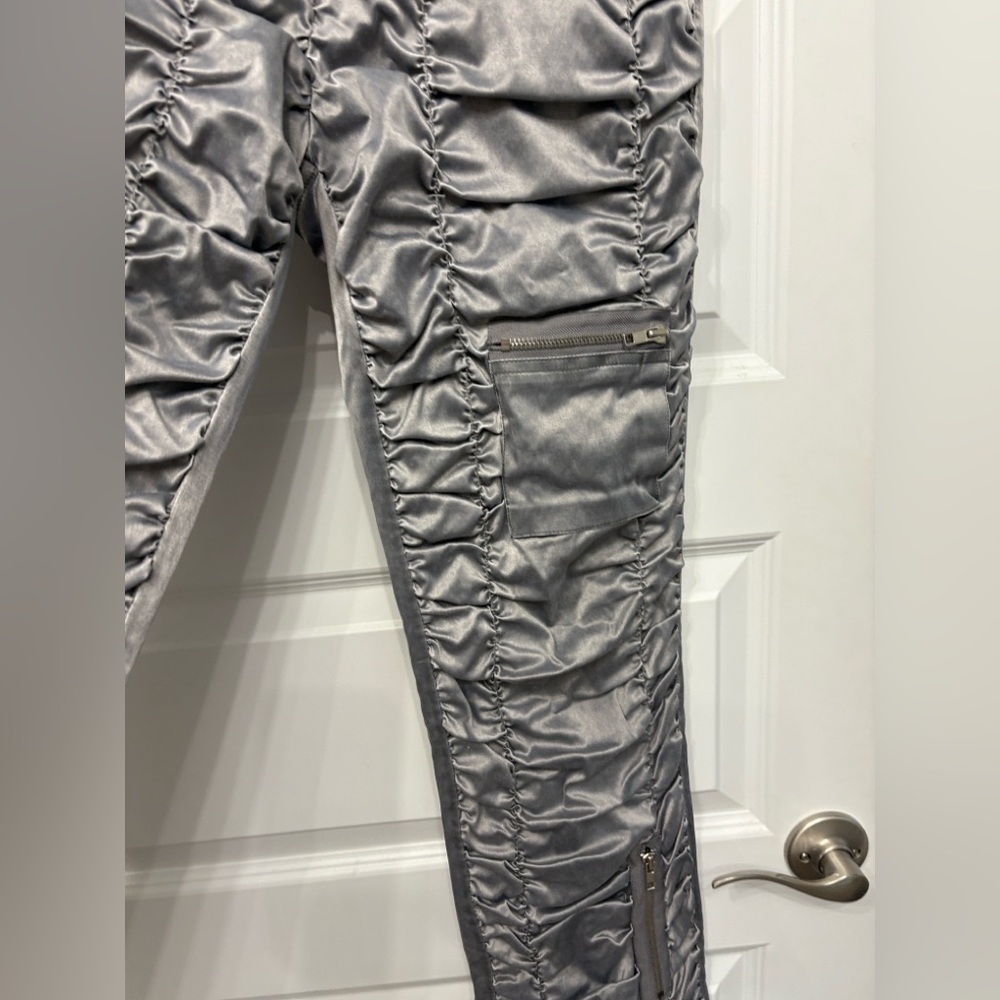 7 Express Vintage Y2K Silver Ruched Cargo Pants - Picture 6 of 15